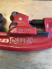 Reed No. 2-4 USA Iron Steel Pipe Cutter, Cuts 1/2-2&Prime; Reed MFG Co. USA WORKS