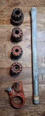 Ridgid OO-R Ratchet Pipe Threader With Handle And 1/8&Prime; 1/4&Prime; 3/8&Prime; 1/2&Prime; Dies
