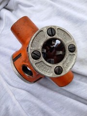 Ridgid No. 30-A 3-Way Pipe Threader 1/2&Prime; x 3/4&Prime; x 3/8&Prime;