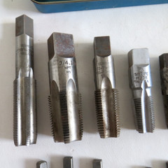 Large Lot of 117 Vintage Tap Die Pipe Threader Machinist Threading Tools