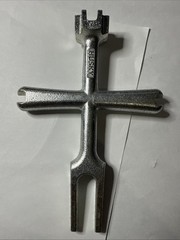 Husky Pop-Up Plug Wrench Drain Holder Tool new