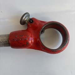 ridgid 00-R 2 Ratchets Pipe Threader With One Die 3/4&rdquo; 2 Original 18&rdquo; Handles