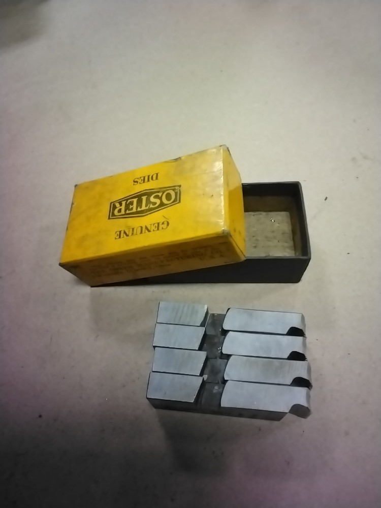 Oster Series 300 Threading Die Set 1 & 1-1/4&rdquo;HS #1, 2, 3, 4