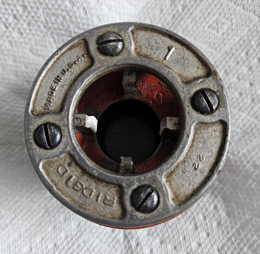 RIDGID Tool Company Die Head Pipe Threader 1&Prime;