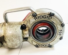 RIDGID No. 700 Pipe Threader Power Drive w/ 4 Dies 1/2&rdquo;&ndash;2&rdquo;