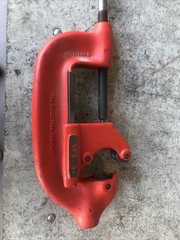 Ridgid 4-S 2 to 4 inch Pipe Cutter. Works Great. #4 Nice!!