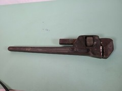 Antique Ampco W-212 Pipe Wrench 14in 2-13/16in
