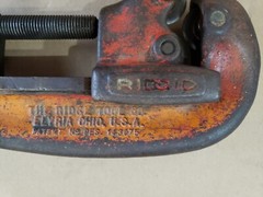 Vintage No. 1-2 Ridgid &ndash; Heavy Duty Pipe Cutter Tool 1/8&Prime; to 2&Prime; &ndash; Made in USA