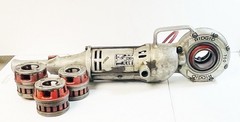 RIDGID No. 700 Pipe Threader Power Drive w/ 4 Dies 1/2&rdquo;&ndash;2&rdquo;