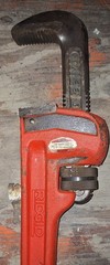 RIDGID 24 in Cast Iron End Pipe Wrench Heavy Duty Adjustable 3 in Capacity