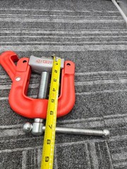 Ridgid 40A Yoke Vise Replacement Part 1/8&Prime;-2-1/2&Prime; Pipe Cap. *PICTURED ITEM ONLY*