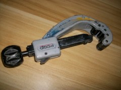 RIDGID 152 PIPE CUTTER 1/4 &ndash; 2-5/8