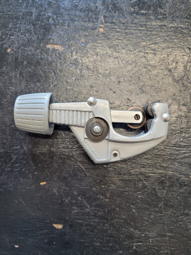 General #128, Tubing Pipe Cutter, 1&Prime; Capacity, MADE IN USA
