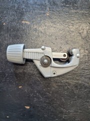 General #128, Tubing Pipe Cutter, 1&Prime; Capacity, MADE IN USA