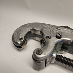 Vintage RIGID No. 20 Tubing Pipe Cutter 5/8 &ndash; 2 1/8