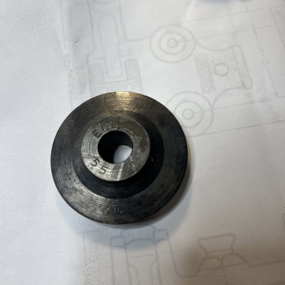 VINTAGE ELLIS & FORD PIPE CUTTER WHEEL [OD: 1-15/16, BORE: 7/16] (QTY: 1) NOS