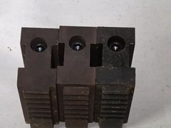 NOS OSTER 43236 Pipe Threading Machine Chuck Jaws Replaceable Insert Grips