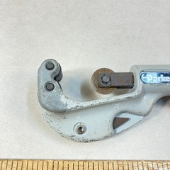 Vintage Parker Tubing Pipe Cutter Sliding Bar 1/8&Prime; &ndash; 1 1/8&Prime; OD USA