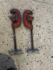 RIGID HEAVY DUTY PIPE CUTTER 1/8&Prime;-2&Prime; PIPE CAPACITY RIDGE TOOL CO