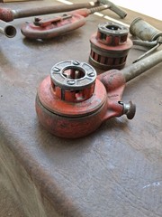Ridgid 12-R W/1/2&Prime;, 3/4&Prime; Dies & Spiral Reamer+ Number 2A 1/8&Prime; To 2&Prime; Pipe Cutter