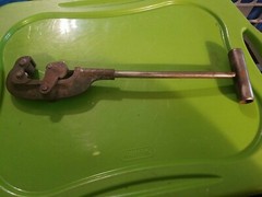 Vintage Dunlap Screw Feed PIPE CUTTER No 1S Capacity 1/2 inch to 1-1/2 inch Used