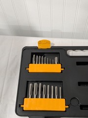 Gearwrench 77pc Ratcheting Tap & Die Set Sae/Metric 3887