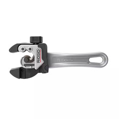 118 2-In-1 Close Quarters AUTOFEED 1/4 In.-1-1/8 In. Metal Tubing Compact Cutter