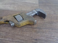Vintage LAWSON Offset Steel Pipe Wrench 14&Prime; Shortened