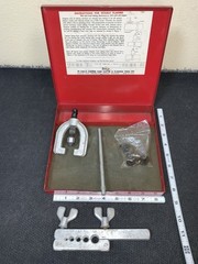 Snap0n TF-528-B Copper tubing Flaring Tool & Flare ends & case no cutting tool