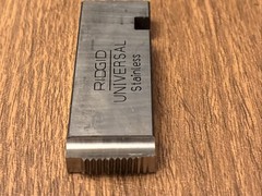RIDGID 47785 Pipe Dies 1/2&Prime;-3/4&Prime; NPT High Speed HS Universal UNV RH Die Head