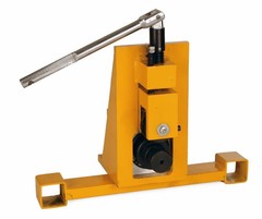 915 Pipe Roll Groover 1-1/4in. -6in. fits RIDGID&reg; 300 Pipe Threading Machine