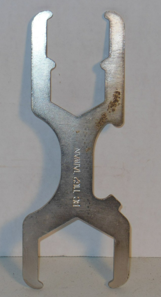 Brass Craft Plumber&rsquo;s Wrench BC T162 517 1-34 in., 2 in & 2-12 in. Nuts Spuds