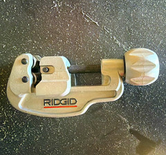 RIDGID Model 35S Pipe Cutter, 1/8 in to 1 1/8 in Capacity brand new out of box