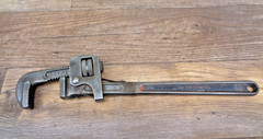 Vintage PROTO 18&Prime; Steel Pipe Wrench No. 818