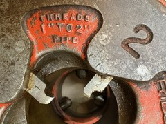 Vintage Ridgid No. 65-R Pipe Threader 1&Prime;-2&Prime;