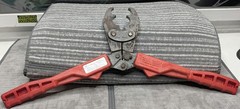 Sioux Chief 305-23CPK Tomahawk PowerPEX Combo Crimp Tool (1/2 in and 3/4 in Used