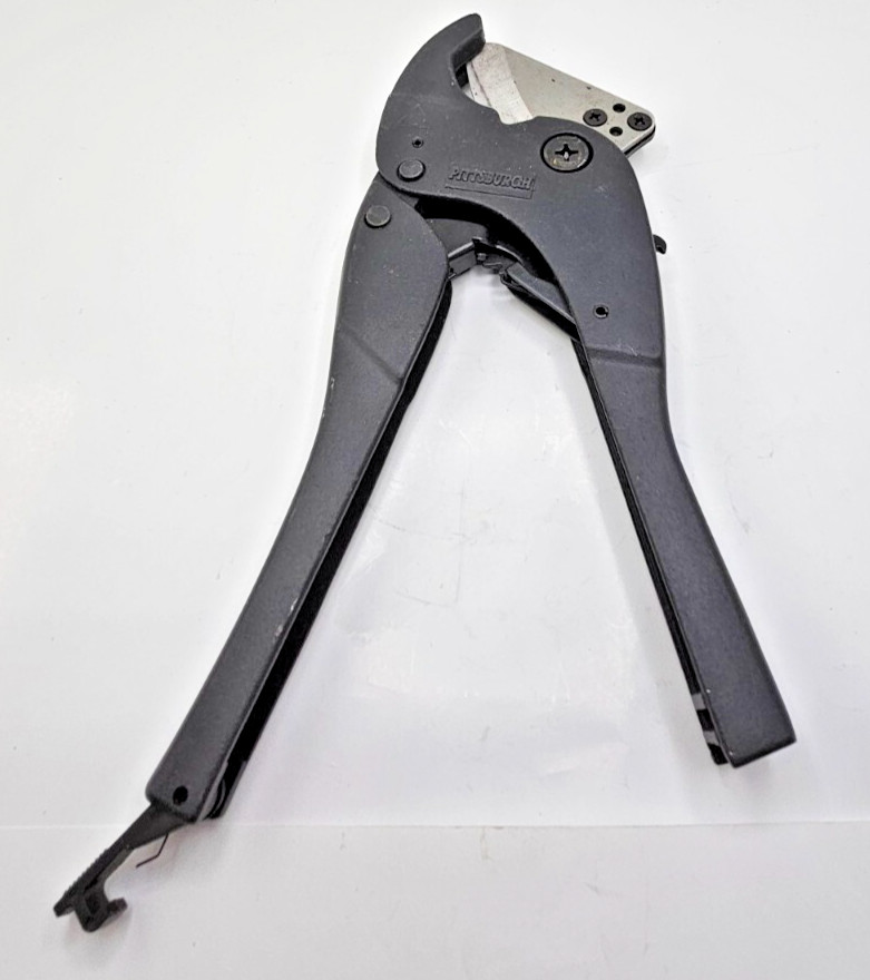 PITTSBURGH 1-5/8&rdquo; 42mm Finger Release Ratcheting PVC Pipe Cutter PVC