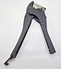 PITTSBURGH 1-5/8&rdquo; 42mm Finger Release Ratcheting PVC Pipe Cutter PVC