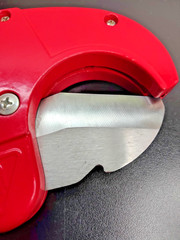 SUPERIOR 37116 PVC PIPE TUBING 2 1/2&Prime; RATCHETING PVC CUTTERS TOOL. PLEASE READ
