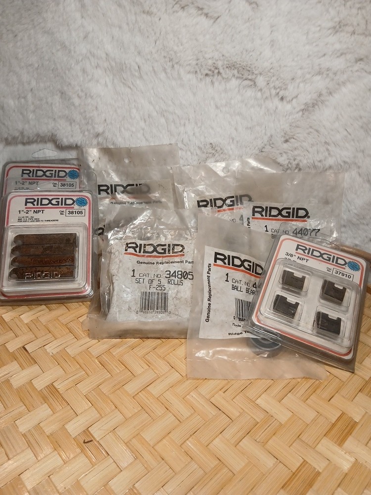 Ridgid Lot 38105,37910,32112 44077,34805,34825& Threader, Dies, Bearings&Rolls