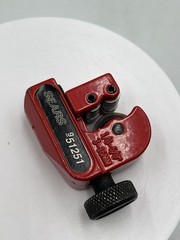 VINTAGE Sears USA Mini Tubing Cutter 951251 1/8-5/8 IN GOOD SHAPE FOR AGE SEE