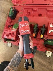 Milwaukee M18 Short Throw Press Tool 2674-20 PEX Crimp Kit w/ Jaws &ndash; Great Cond!
