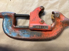 Ridgid 4-S 2 to 4 inch Pipe Cutter. Works Great. #104