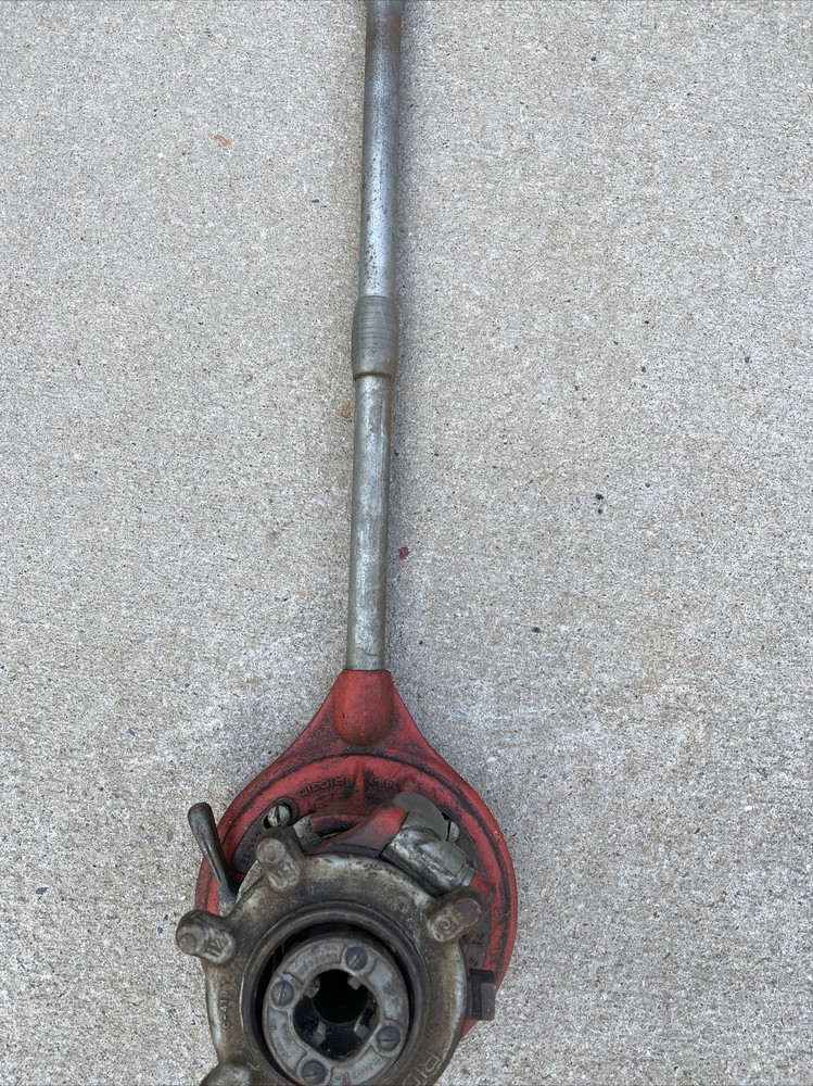 VINTAGE USED RIDGID NO.65-R C 148-1 RIGID 1&Prime; TO 2&Prime; PIPE THREADER!! With C 418