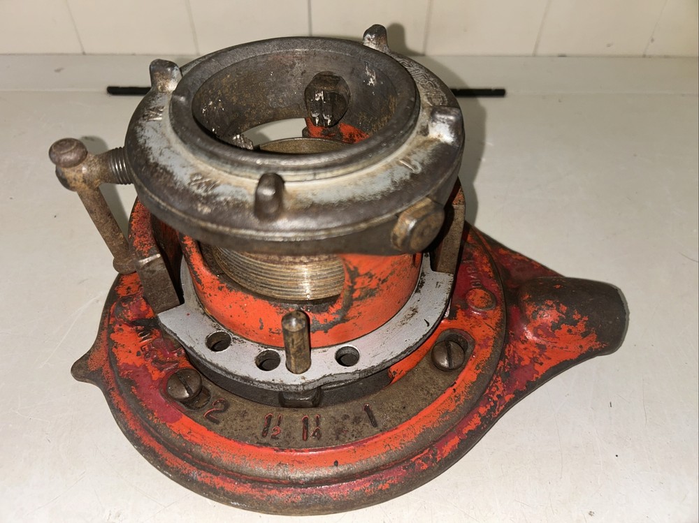 RIDGID C-148-1 No 65-R Manual Receding Universal Pipe Threader 1&Prime; to 2&Prime; Capacity