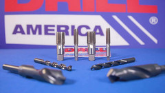1/8 Carbon Steel NPT Pipe Tap and R High Speed Steel Drill Bit