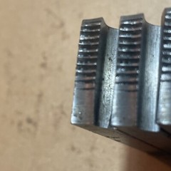 OSTER Pipe Threading 2D Dies, For 1/4&rdquo; & 3/8&rdquo;
