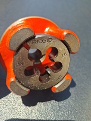 2 RIDGID 00-RB 3/4&Prime; &ndash; 16 NF Bolt Threader Die Head Complete