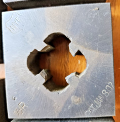Early 1900s Misc NYE & Crown Conduit Pipe Threading Skip Tooth Square Dies w Box