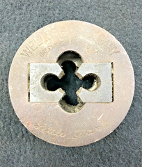 Wells Bros Company, Little Giant, Die Head 9/16&Prime;-18, C-152, USA